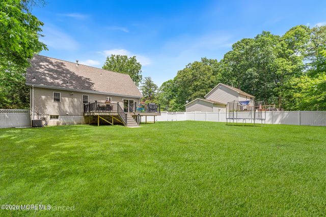 526 Leesville Road, Jackson, NJ 08527