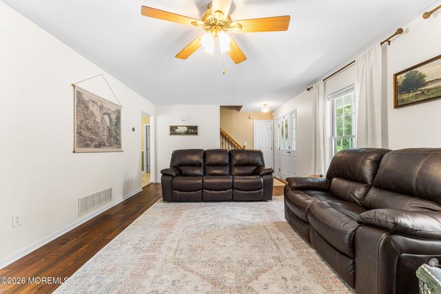 526 Leesville Road, Jackson, NJ 08527