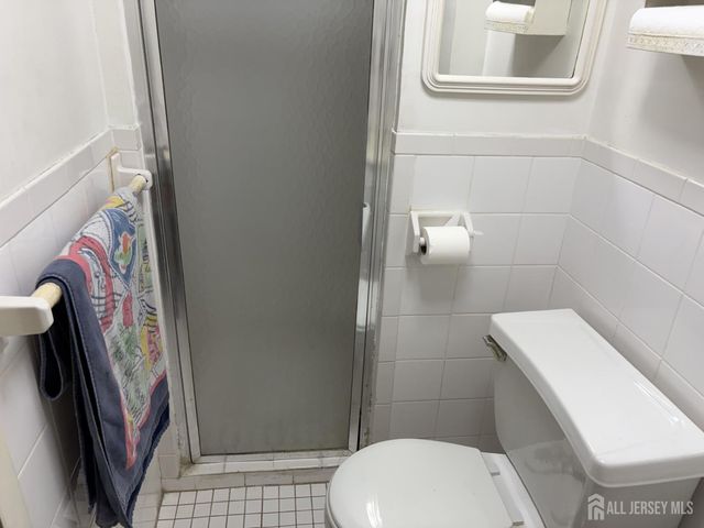95 Emerson Street, Carteret, NJ 07008