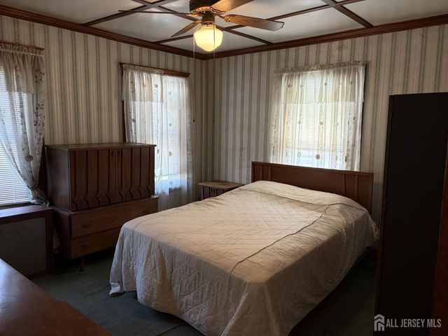 95 Emerson Street, Carteret, NJ 07008
