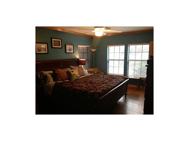 3939 El Campo Avenue, Fort Worth, TX 76107