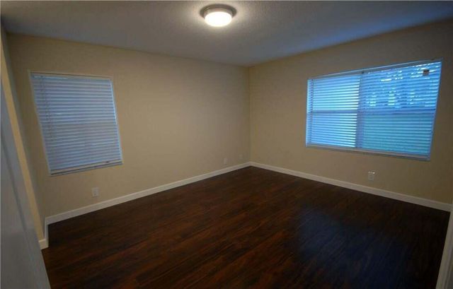 3071 Holiday Springs Boulevard 101, Margate, FL 33063