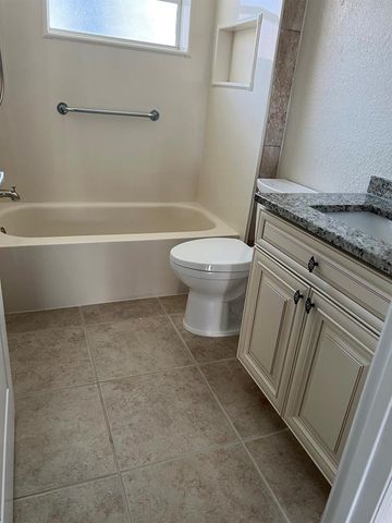 3071 Holiday Springs Boulevard 101, Margate, FL 33063