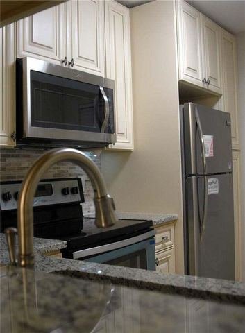 3071 Holiday Springs Boulevard 101, Margate, FL 33063