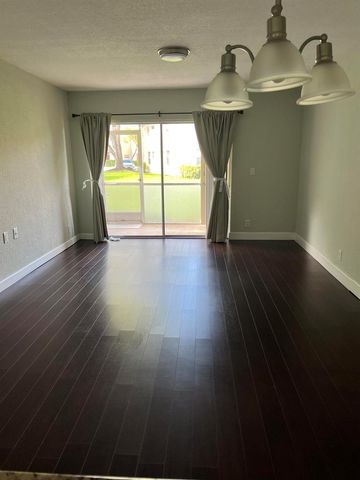 3071 Holiday Springs Boulevard 101, Margate, FL 33063