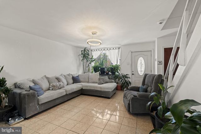 1107 E LYCOMING ST, Philadelphia, PA 19124