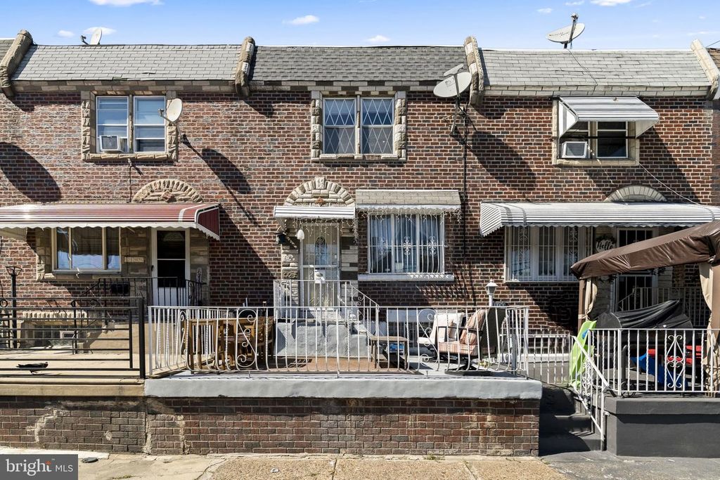 1107 E LYCOMING ST, Philadelphia, PA 19124