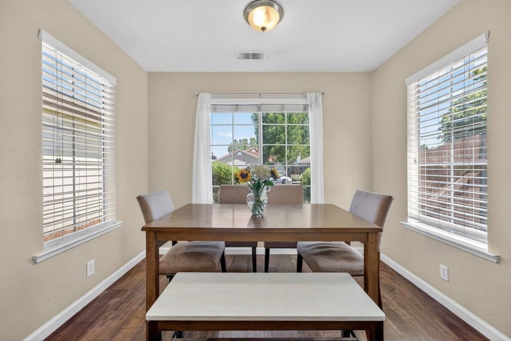 Image 11 of property listing at 651 Monte Carlo Drive, Hollister, CA 95023