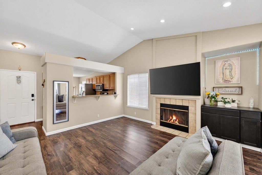 Image 13 of property listing at 651 Monte Carlo Drive, Hollister, CA 95023