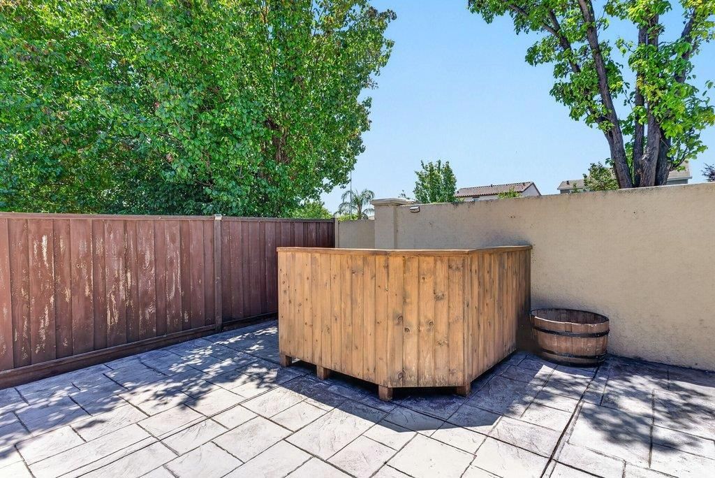 Image 33 of property listing at 651 Monte Carlo Drive, Hollister, CA 95023