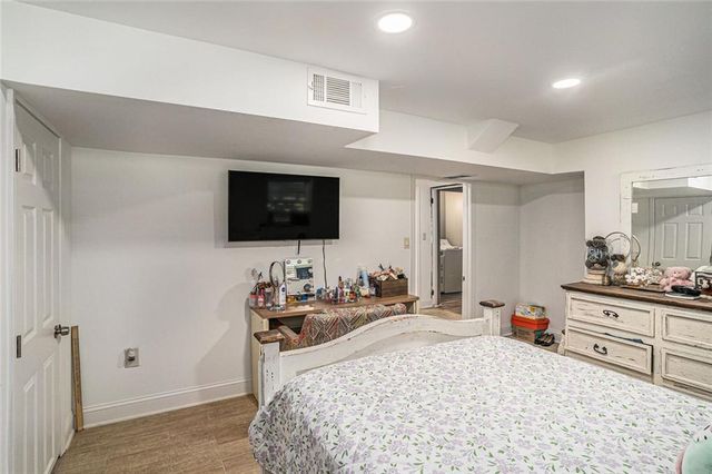 992 Brian Lane, Forest Park, GA 30297
