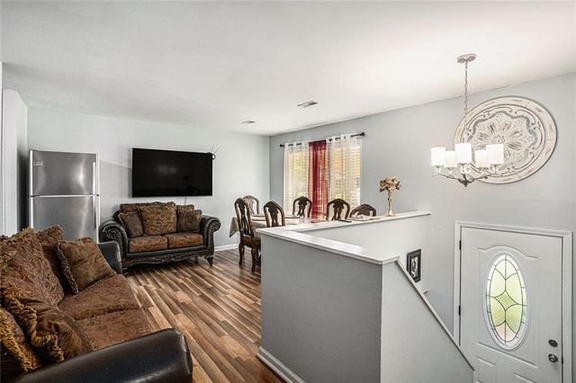 992 Brian Lane, Forest Park, GA 30297