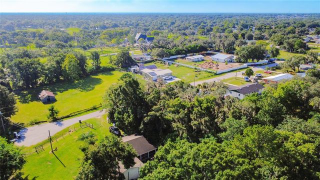 8216 SIMPSON LANE, Lakeland, FL 33809