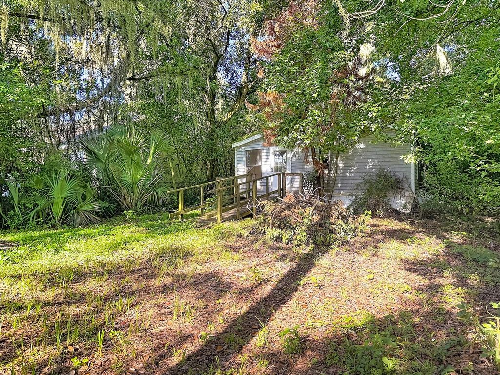 8216 SIMPSON LANE, Lakeland, FL 33809