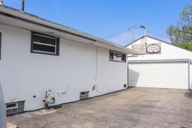 4620 Boynton Place, Columbus, OH 43227