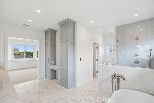 1915 Windward Lane, Newport Beach, CA 92660