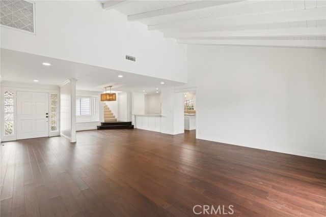 1915 Windward Lane, Newport Beach, CA 92660