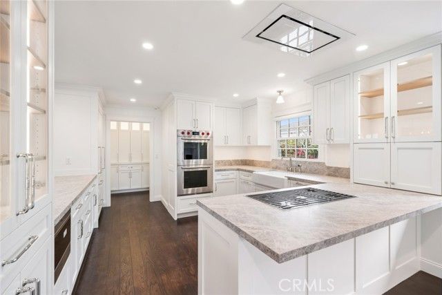 1915 Windward Lane, Newport Beach, CA 92660