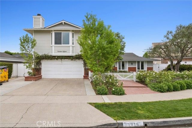 1915 Windward Lane, Newport Beach, CA 92660