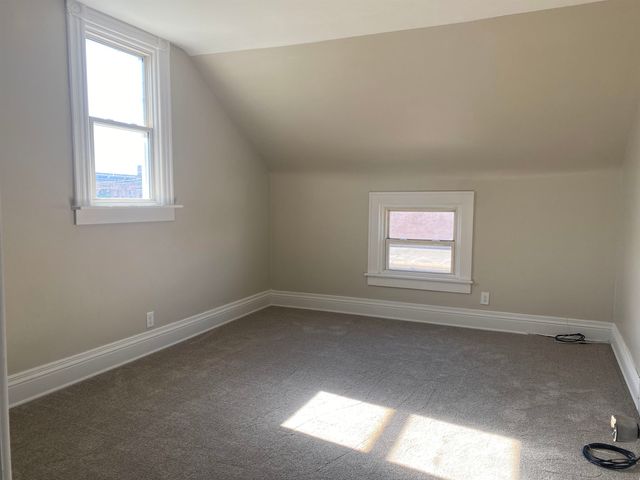 202 N Henry Street, Bay City, MI 48706