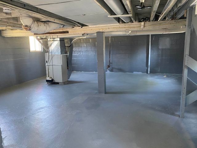202 N Henry Street, Bay City, MI 48706