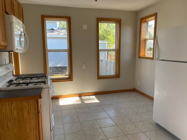 202 N Henry Street, Bay City, MI 48706