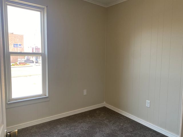 202 N Henry Street, Bay City, MI 48706