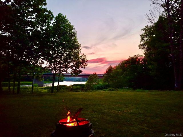 4 Tow Path Road, Barryville, NY 12719