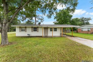 9621 Foster Rd, Baton Rouge, LA 70811