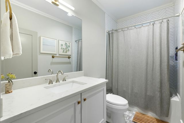 1022 Acklen Ave, Nashville, TN 37203