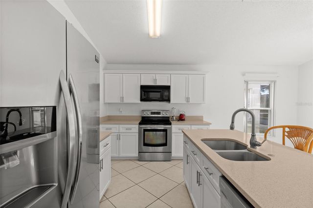 421 BAILEY CIRCLE, Davenport, FL 33897
