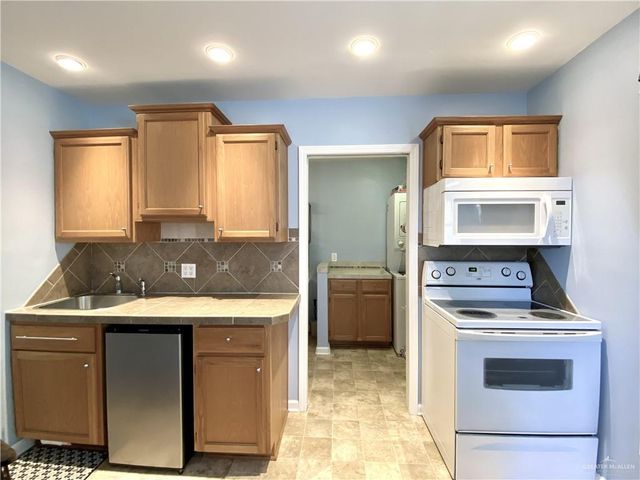 3909 Mallard Drive, Mission, TX 78572