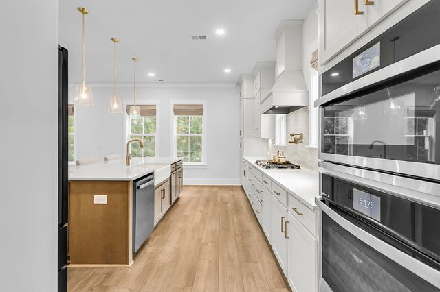 1416 Dahlia Road, Mount Pleasant, SC 29464