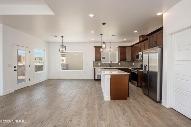 6530 Swan Street, Las Cruces, NM 88012
