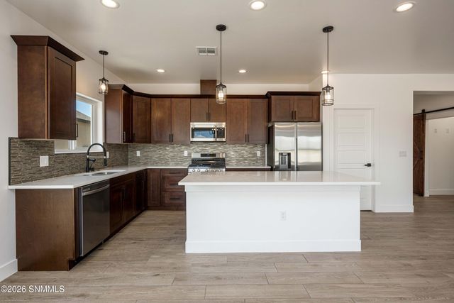 6530 Swan Street, Las Cruces, NM 88012