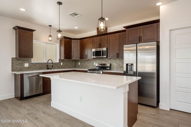 6530 Swan Street, Las Cruces, NM 88012