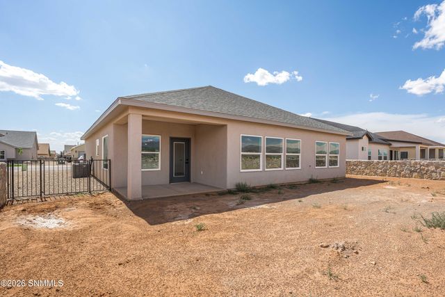 6530 Swan Street, Las Cruces, NM 88012
