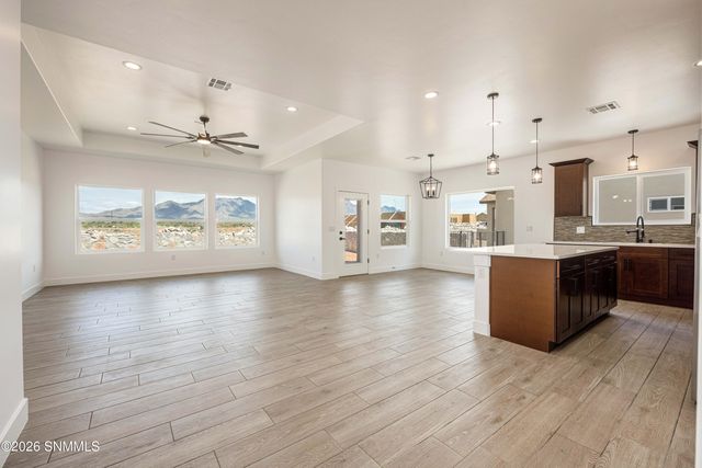 6530 Swan Street, Las Cruces, NM 88012