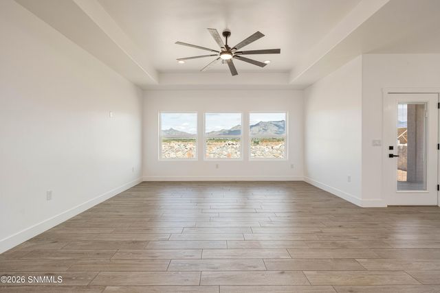 6530 Swan Street, Las Cruces, NM 88012