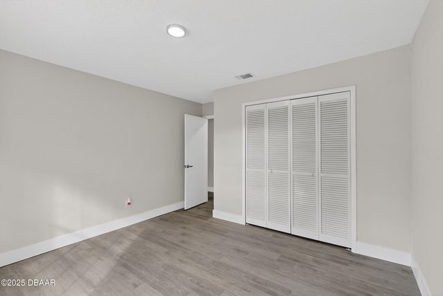 310 Country Circle Drive W, Port Orange, FL 32128