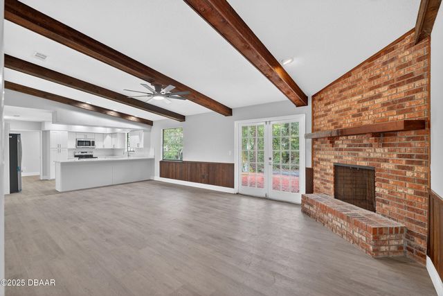 310 Country Circle Drive W, Port Orange, FL 32128