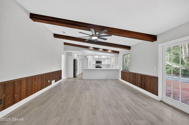 310 Country Circle Drive W, Port Orange, FL 32128