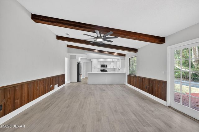 310 Country Circle Drive W, Port Orange, FL 32128