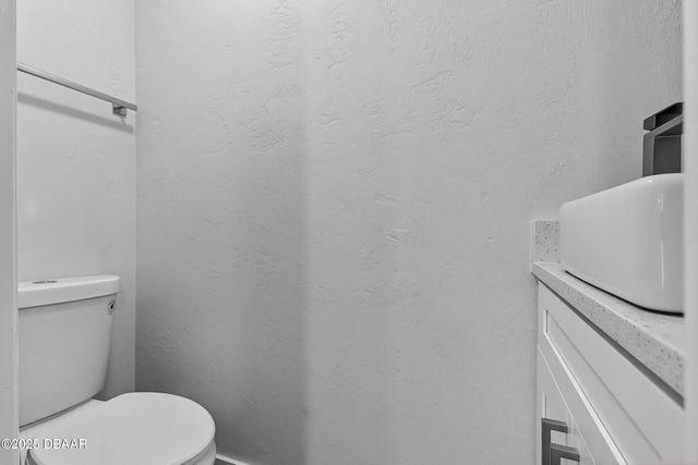 310 Country Circle Drive W, Port Orange, FL 32128