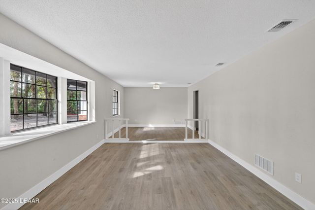 310 Country Circle Drive W, Port Orange, FL 32128