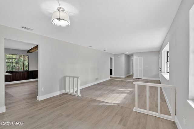 310 Country Circle Drive W, Port Orange, FL 32128