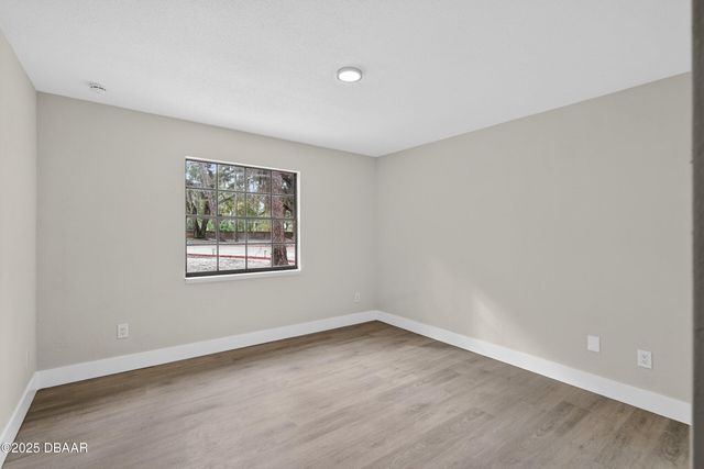 310 Country Circle Drive W, Port Orange, FL 32128