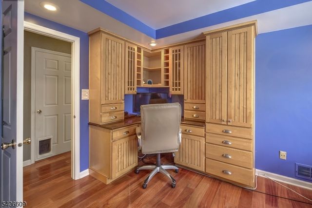 4104 Crawford Ct, Bridgewater Twp., NJ 08807