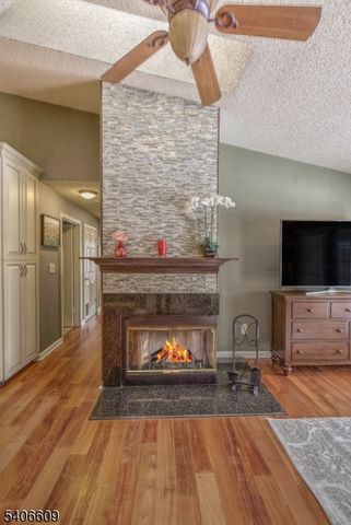 4104 Crawford Ct, Bridgewater Twp., NJ 08807