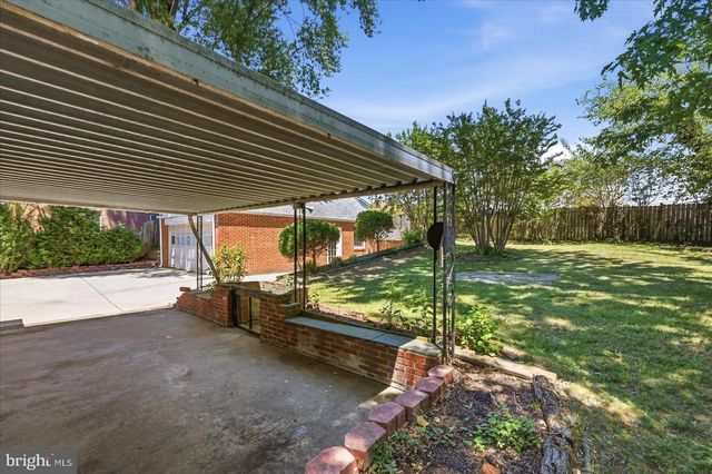 3112 GROVETON ST, Alexandria, VA 22306